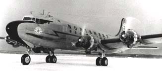 Самолет DC-4 Самолет DC-4